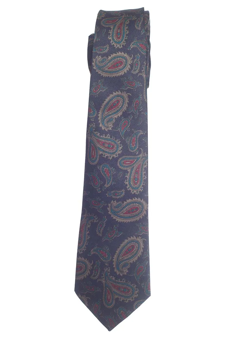 ACCESORIO COLOR AZUL  CLOSEANDO