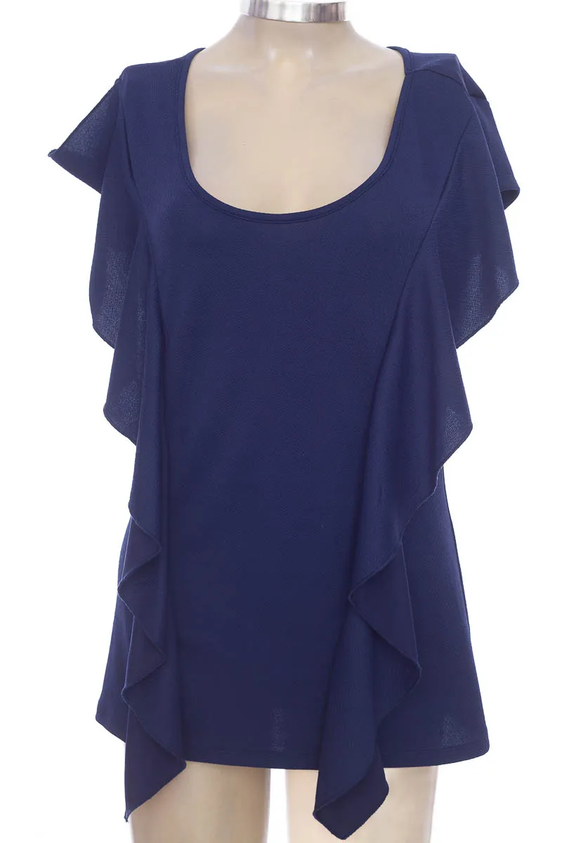BLUSA COLOR AZUL  ARKITECT