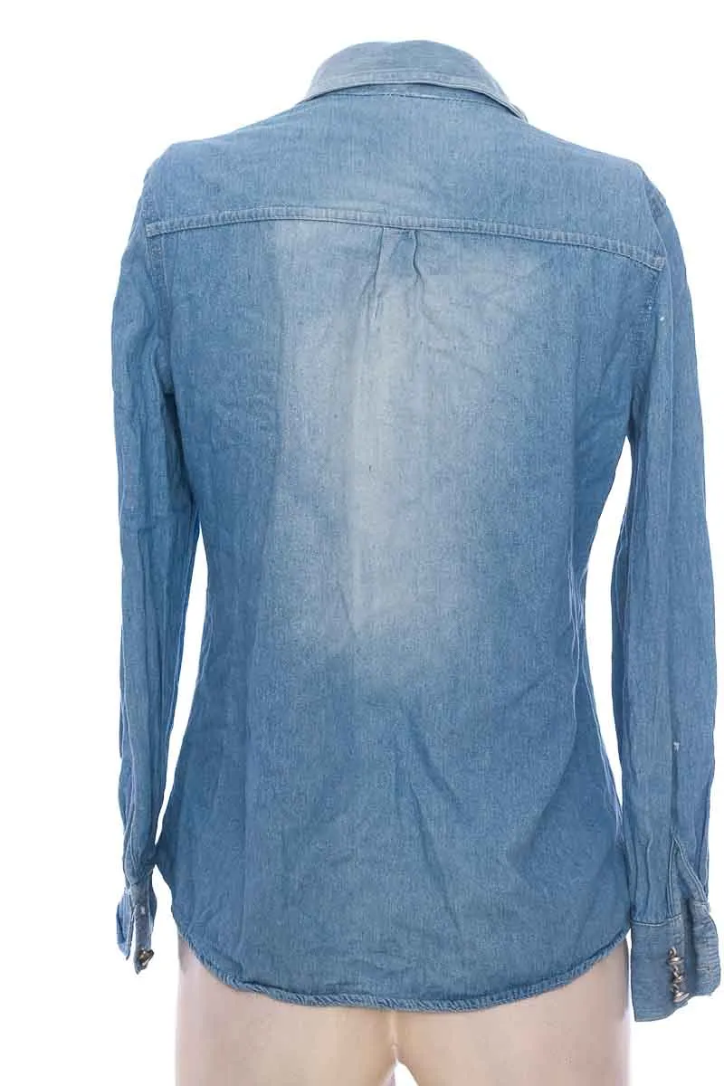 BLUSA COLOR AZUL  CLOSEANDO