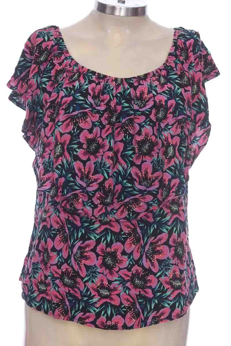 BLUSA COLOR NEGRO  BASEMENT