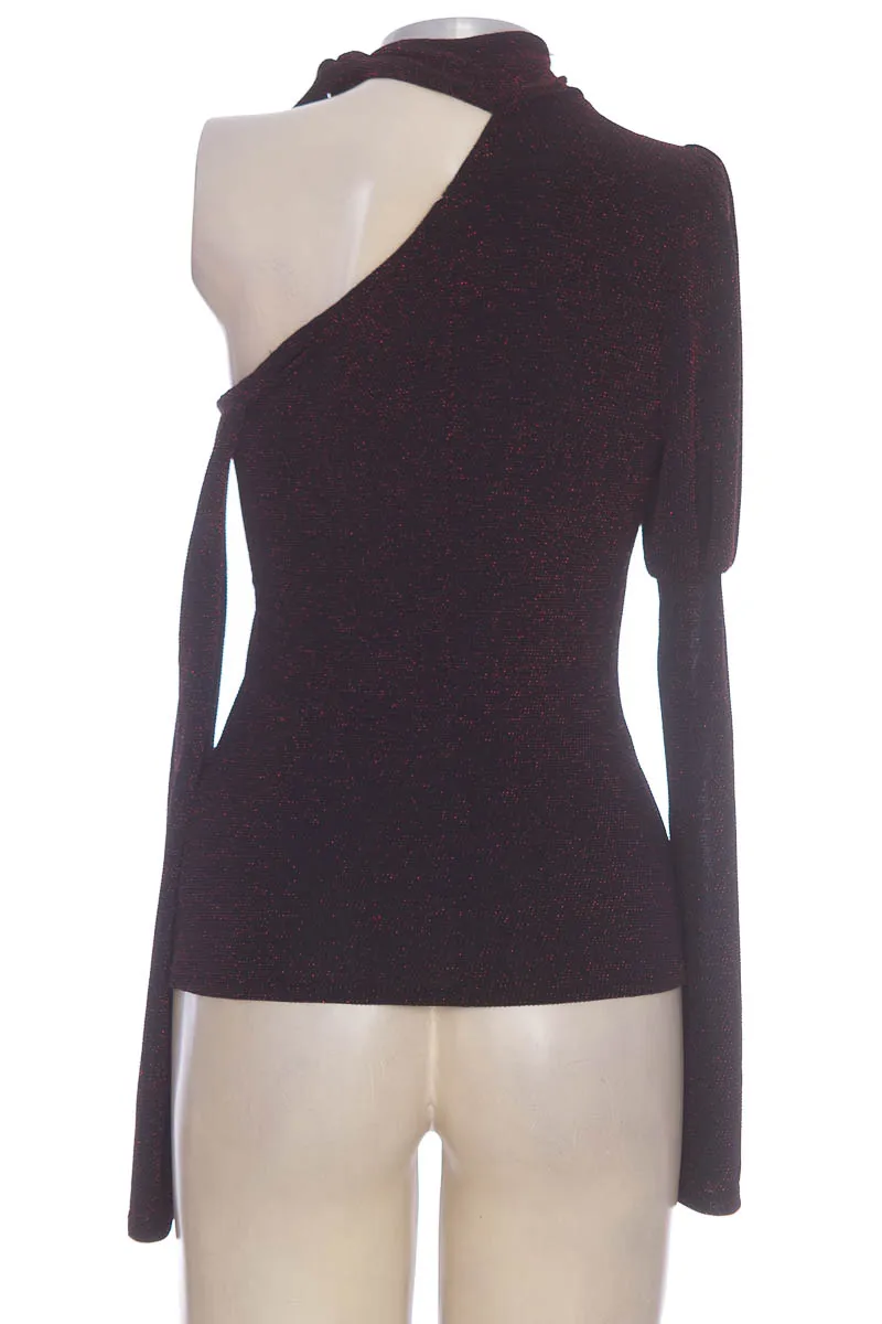 BLUSA COLOR NEGRO  FIESTAR