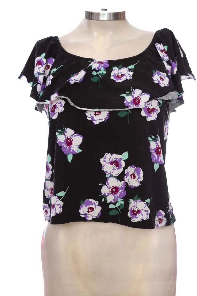 BLUSA COLOR NEGRO  GEF