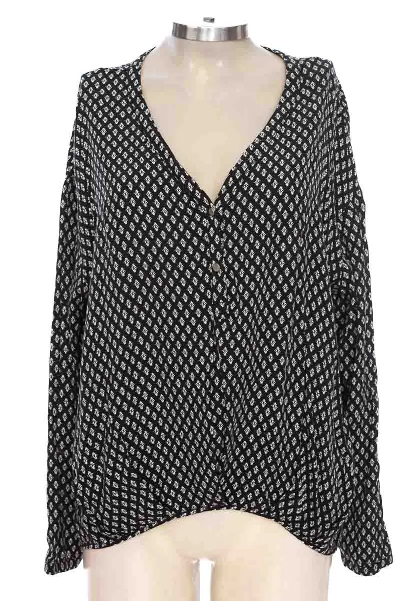 BLUSA COLOR NEGRO  SYBILLA