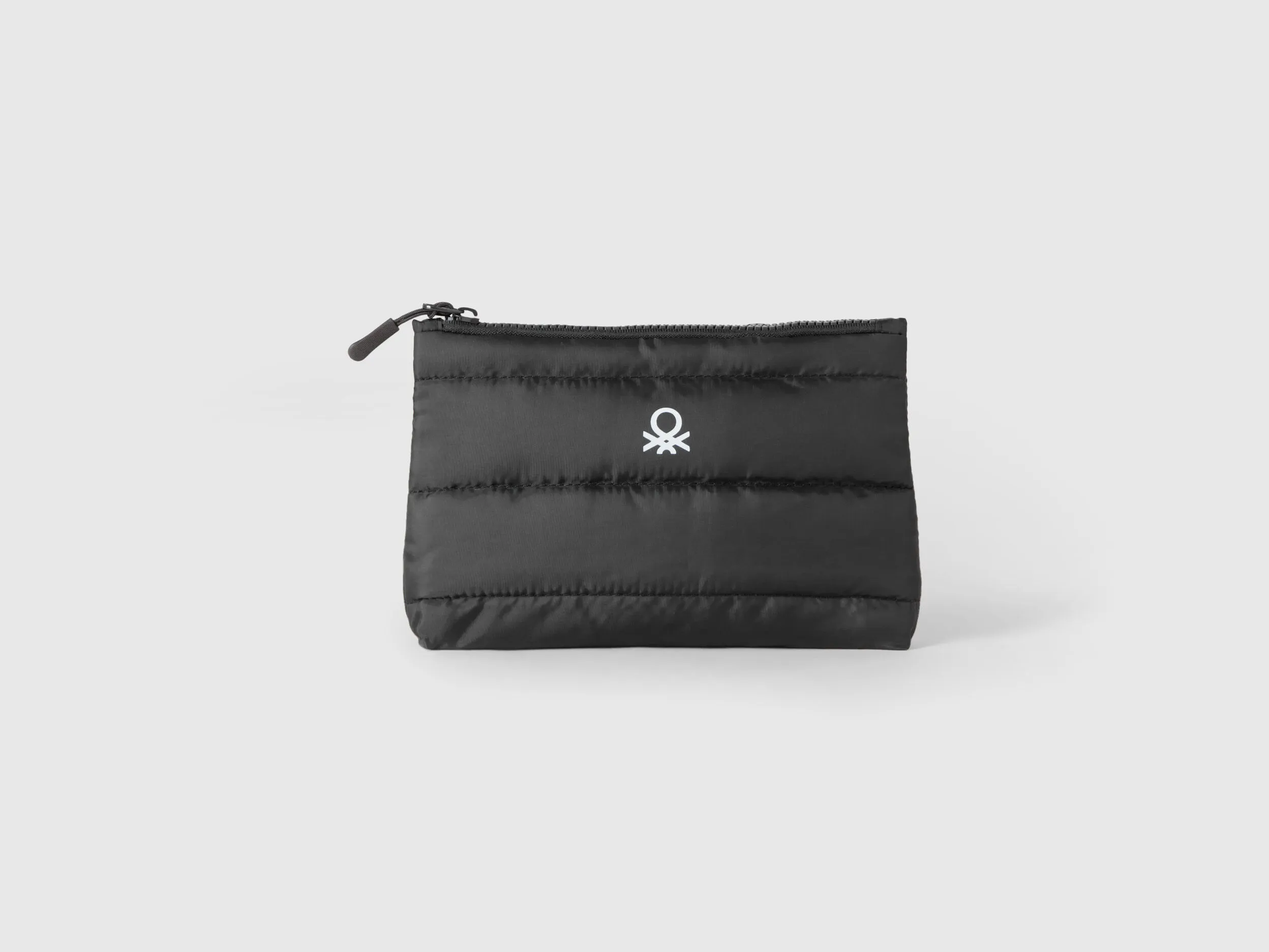 Bolso pequeño con logotipo