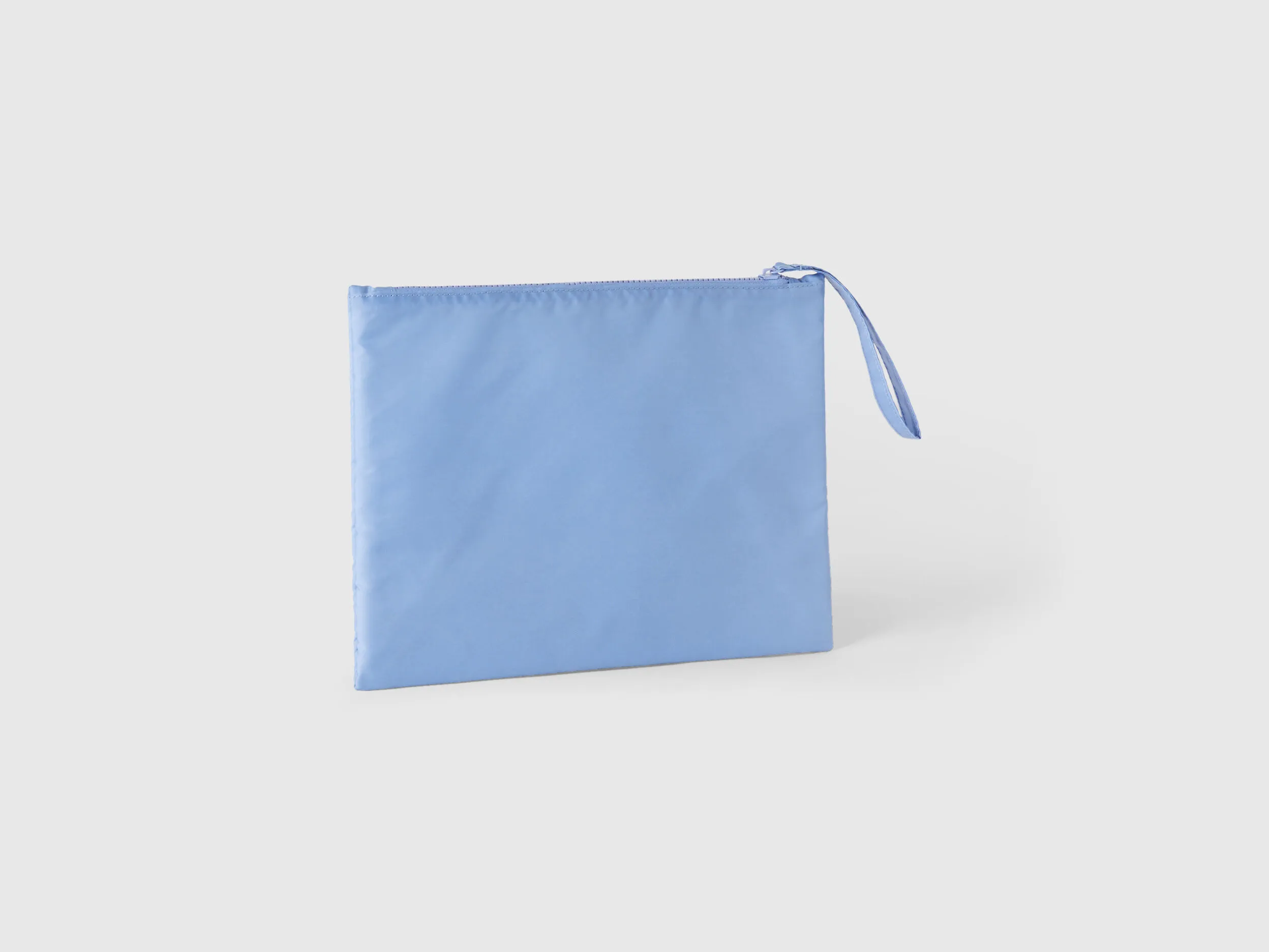 Bolso plano grande con logotipo