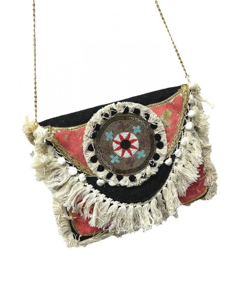 BOLSOS CEBRA CON FLECOS Y PRECIOSA DECORACION ARTESANAL TONO CORAL
