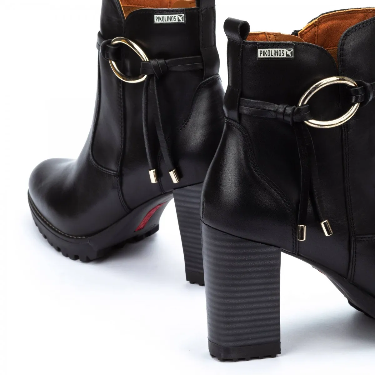 Botin Pikolinos en rebajas tacón Connelly negro mujer w7m8542