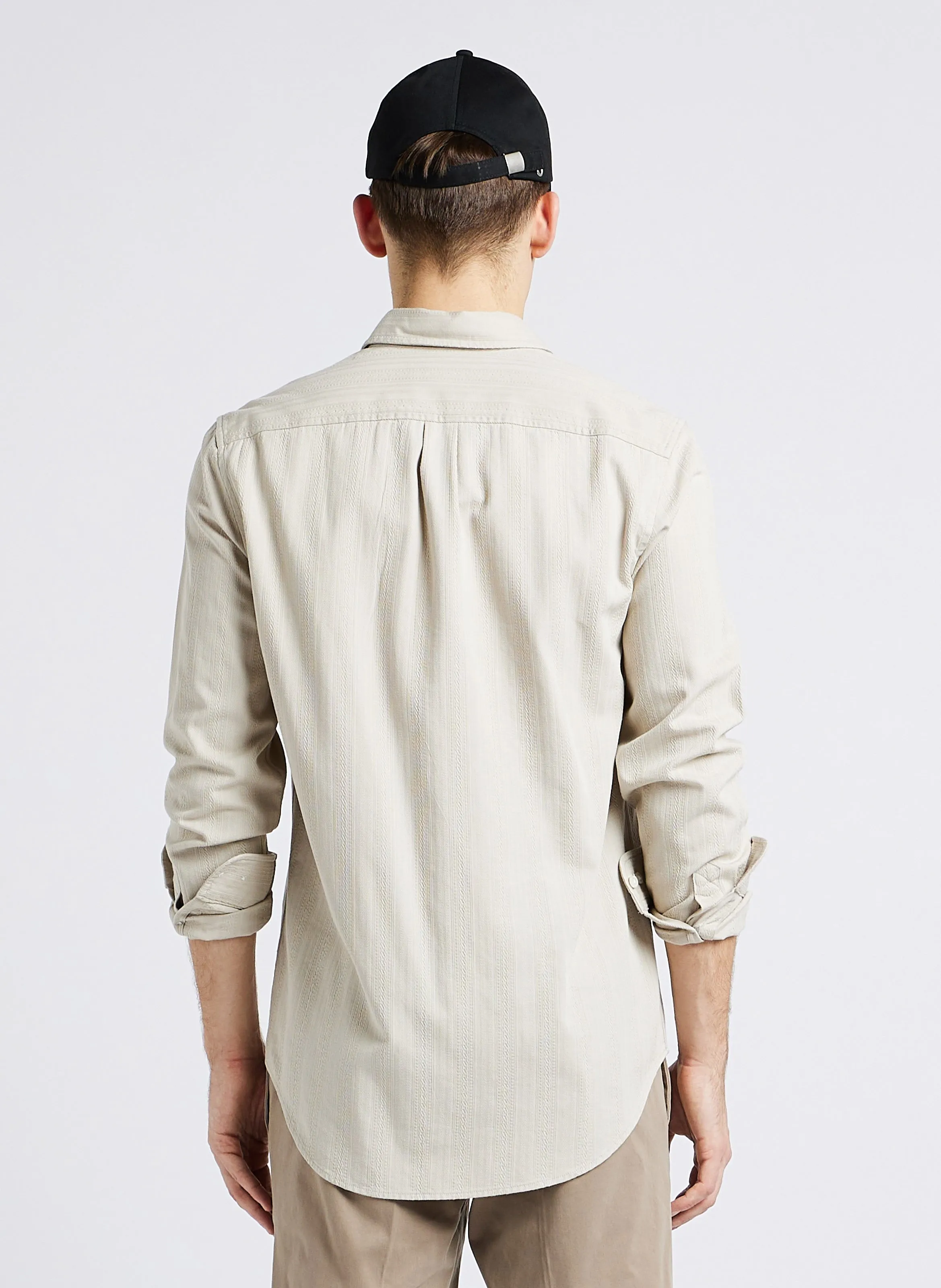 Camisa regular fit de mezcla de algodón con cuello clásico en beige