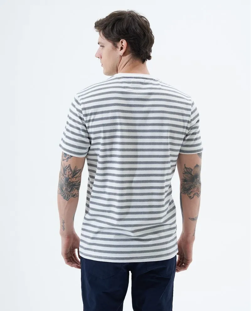 Camiseta a rayas para hombre
