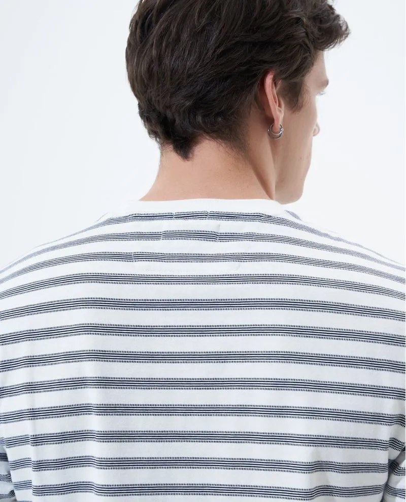 Camiseta a rayas para hombre