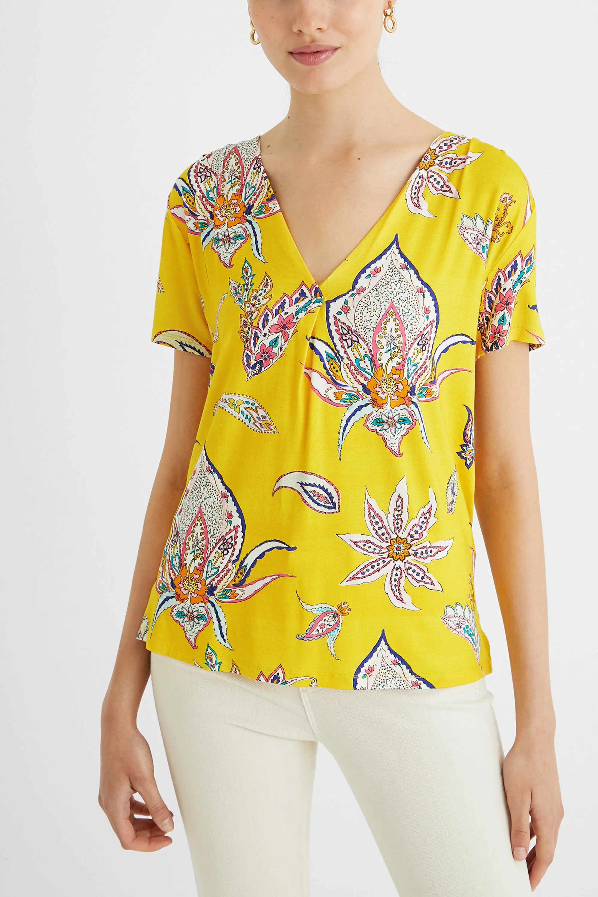 Camiseta paisley cuello pico
