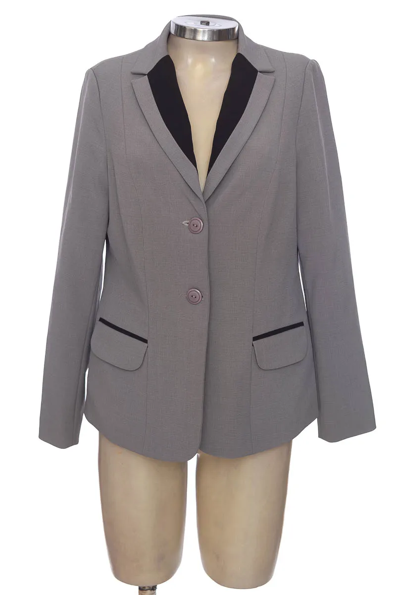 CHAQUETA / ABRIGO COLOR GRIS  COFECCIONES DACARDI