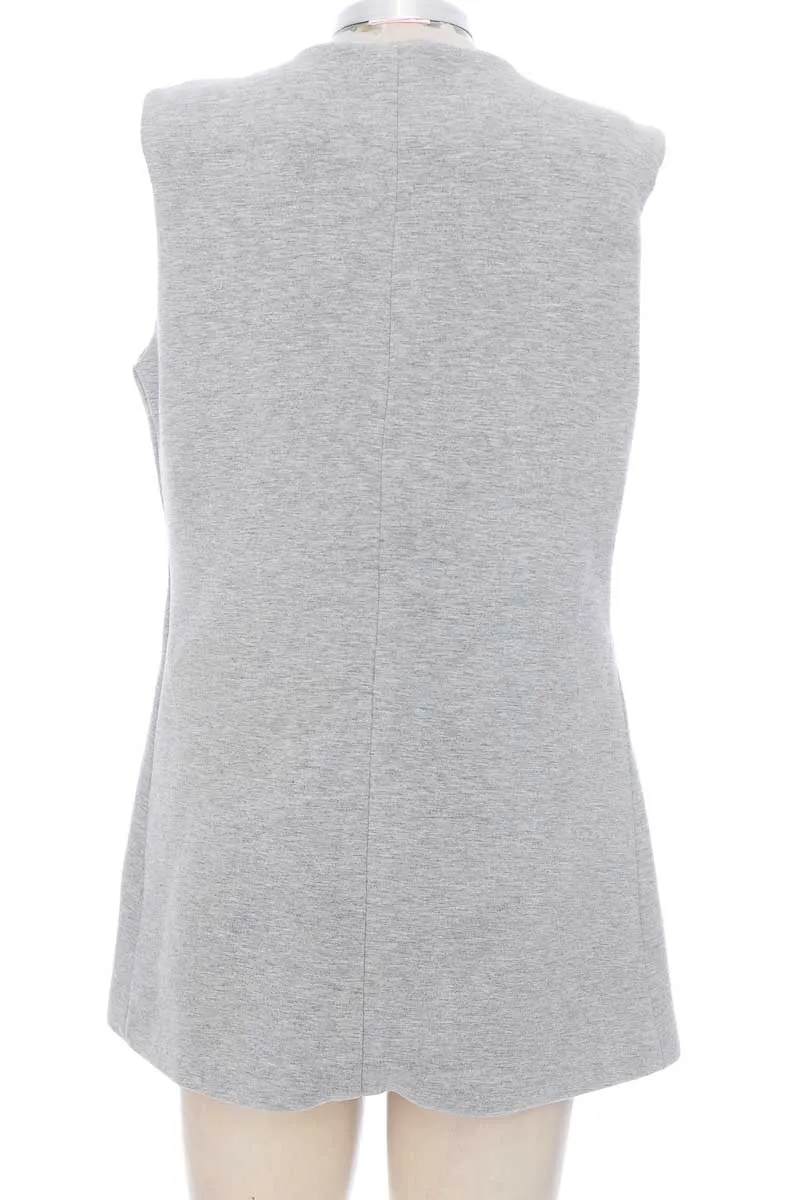 CHAQUETA / ABRIGO COLOR GRIS  ONE ONE