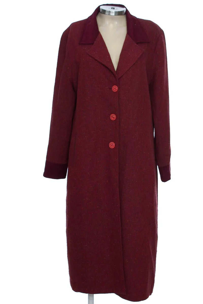 CHAQUETA / ABRIGO COLOR VINOTINTO  ALTA SOCIEDAD