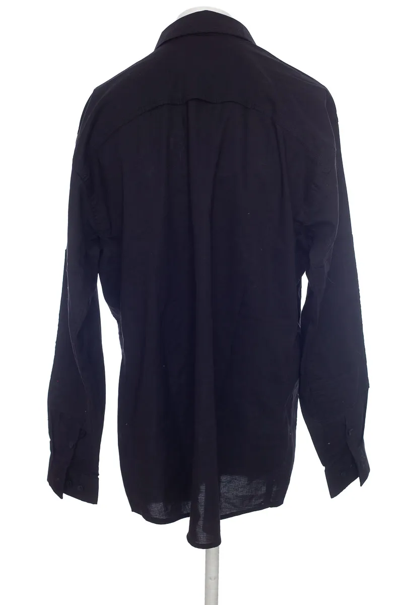 CHAQUETA COLOR NEGRO  FIRST