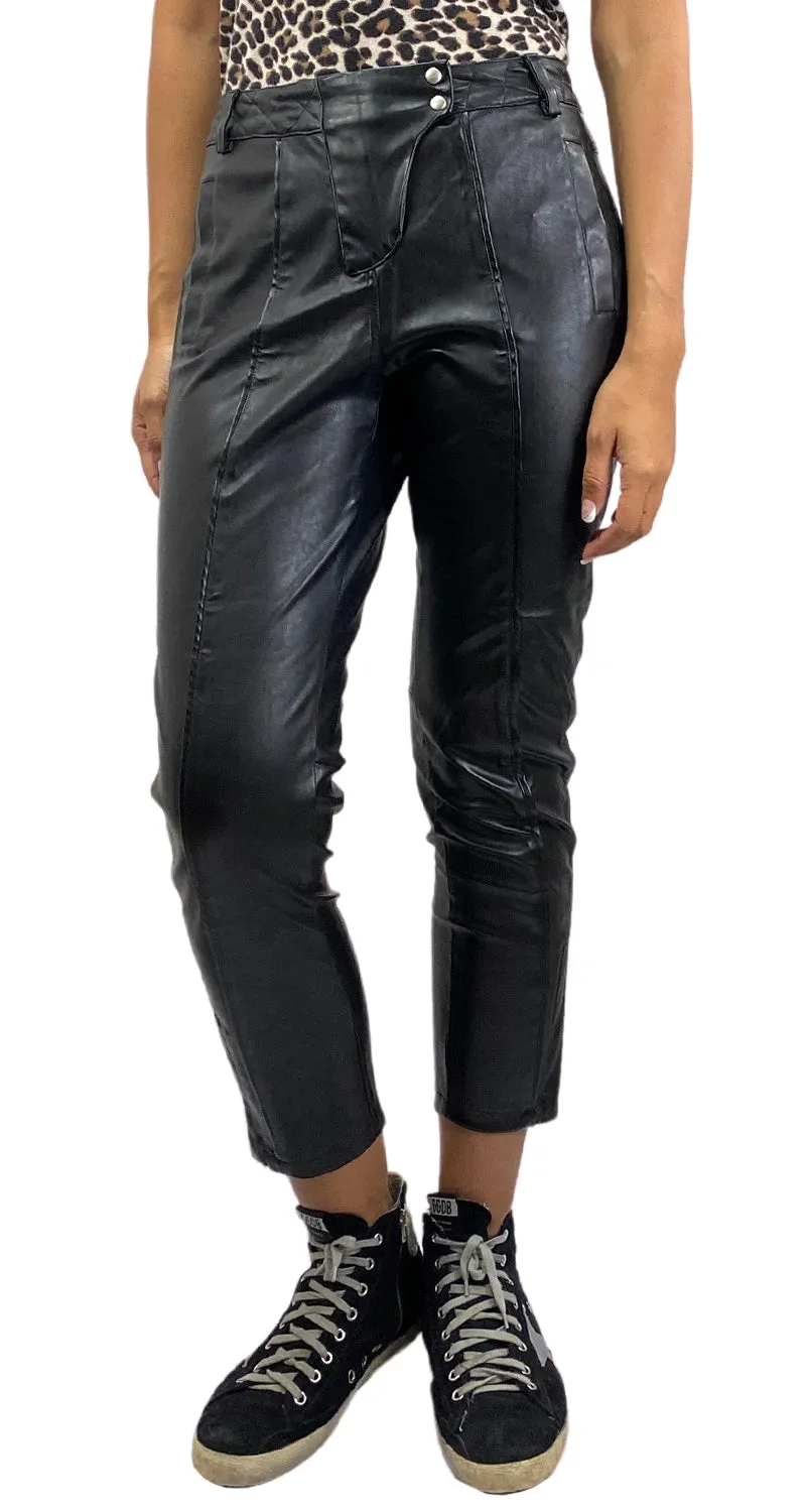 CHER Pantalón Negro Ecocuero
