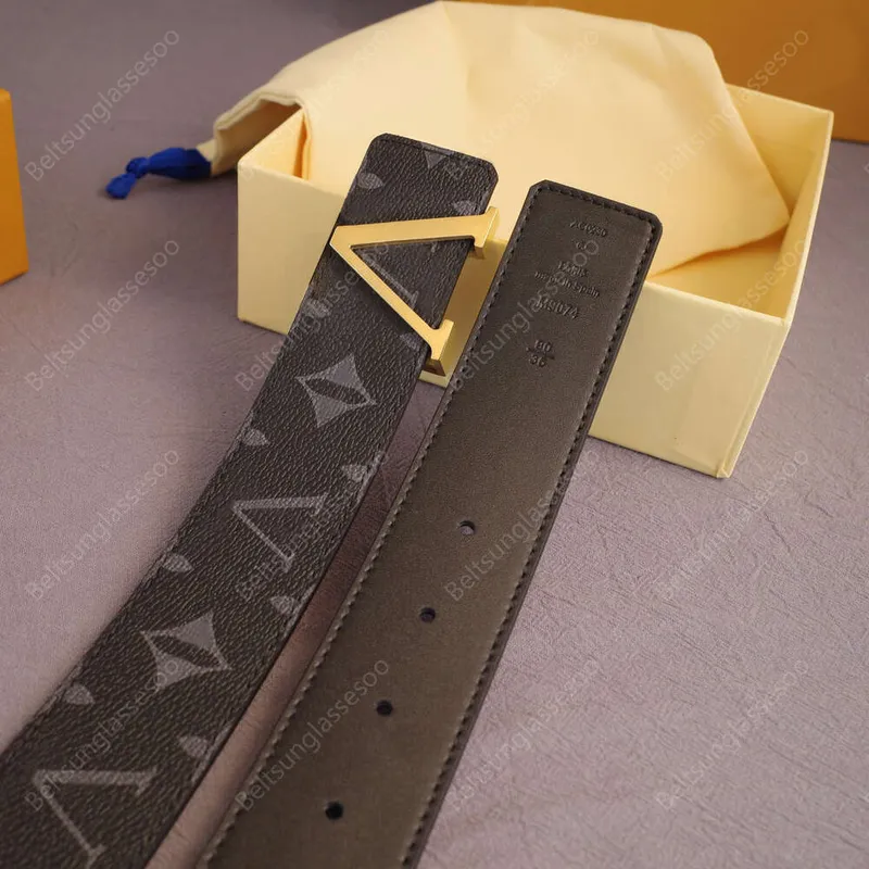 Cinturón de diseñador para hombre Letras de cuero de vaca Hebilla Cinturón de lujo Venta flash Ceinture Luxe Hombre Mujer Moda P