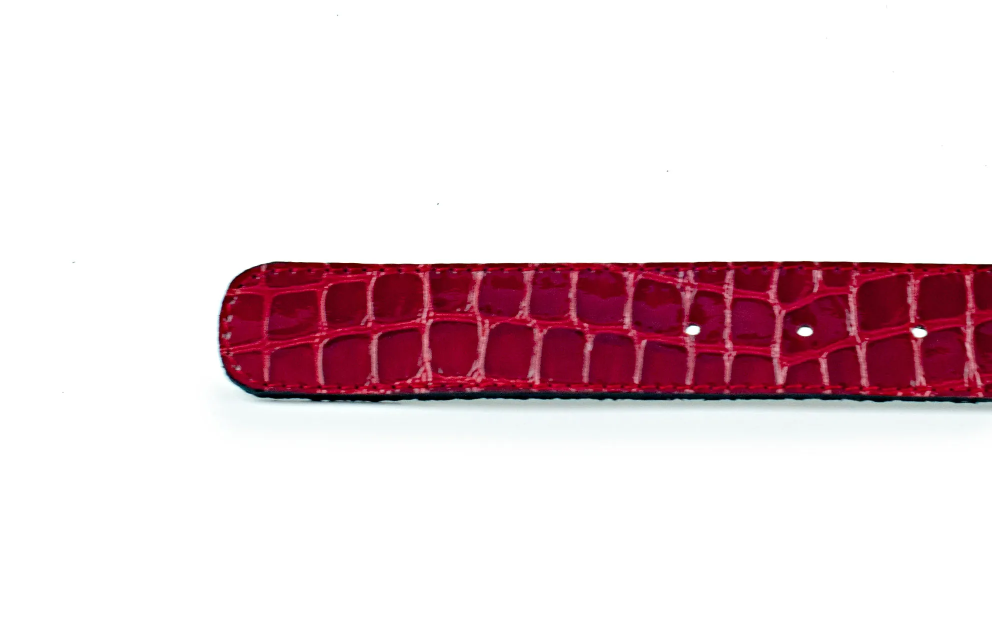 Cinturón modelo Sevilla, fabricado en Boston Zafiro Hounston rojo. 