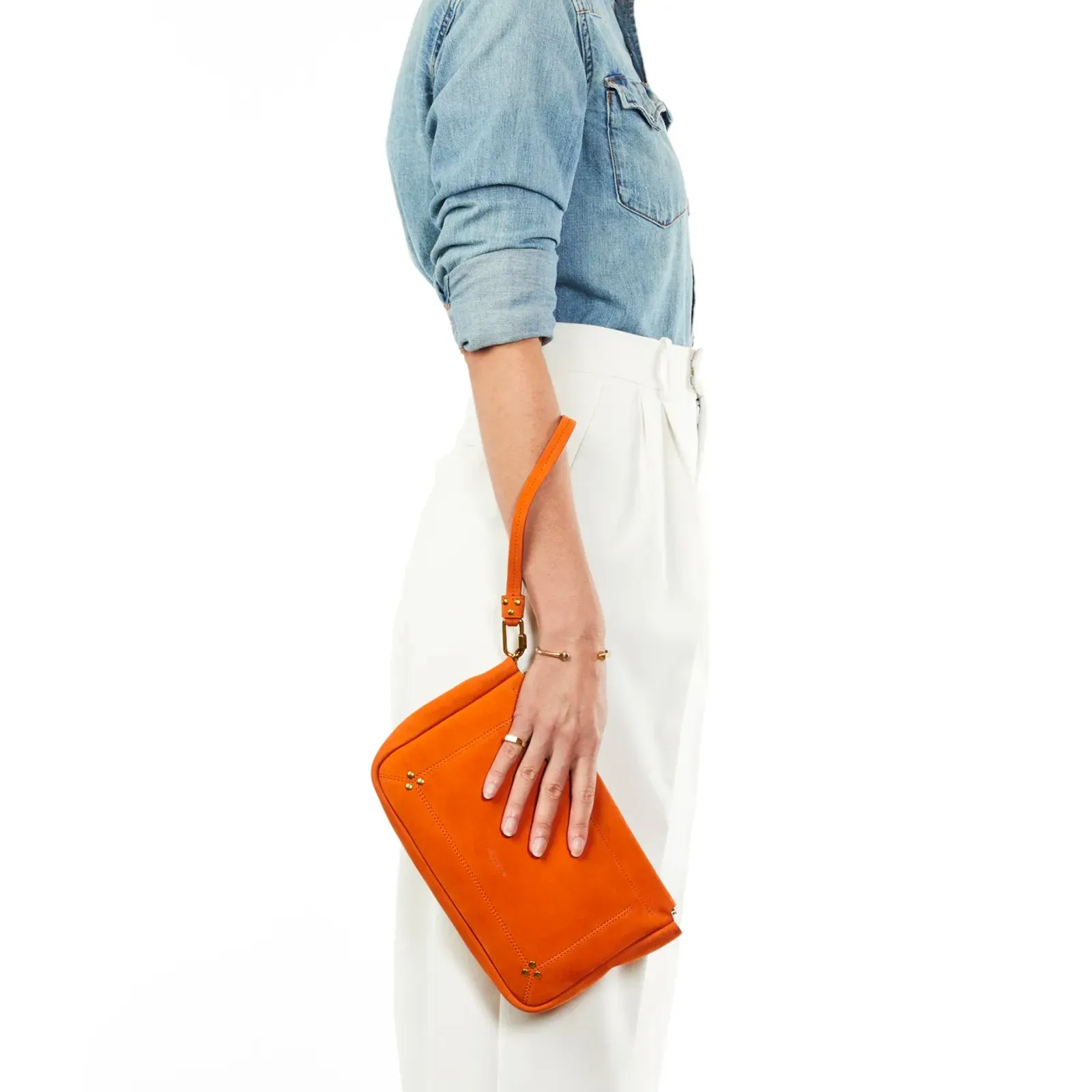 Clap L Wristlet in Nub Orange