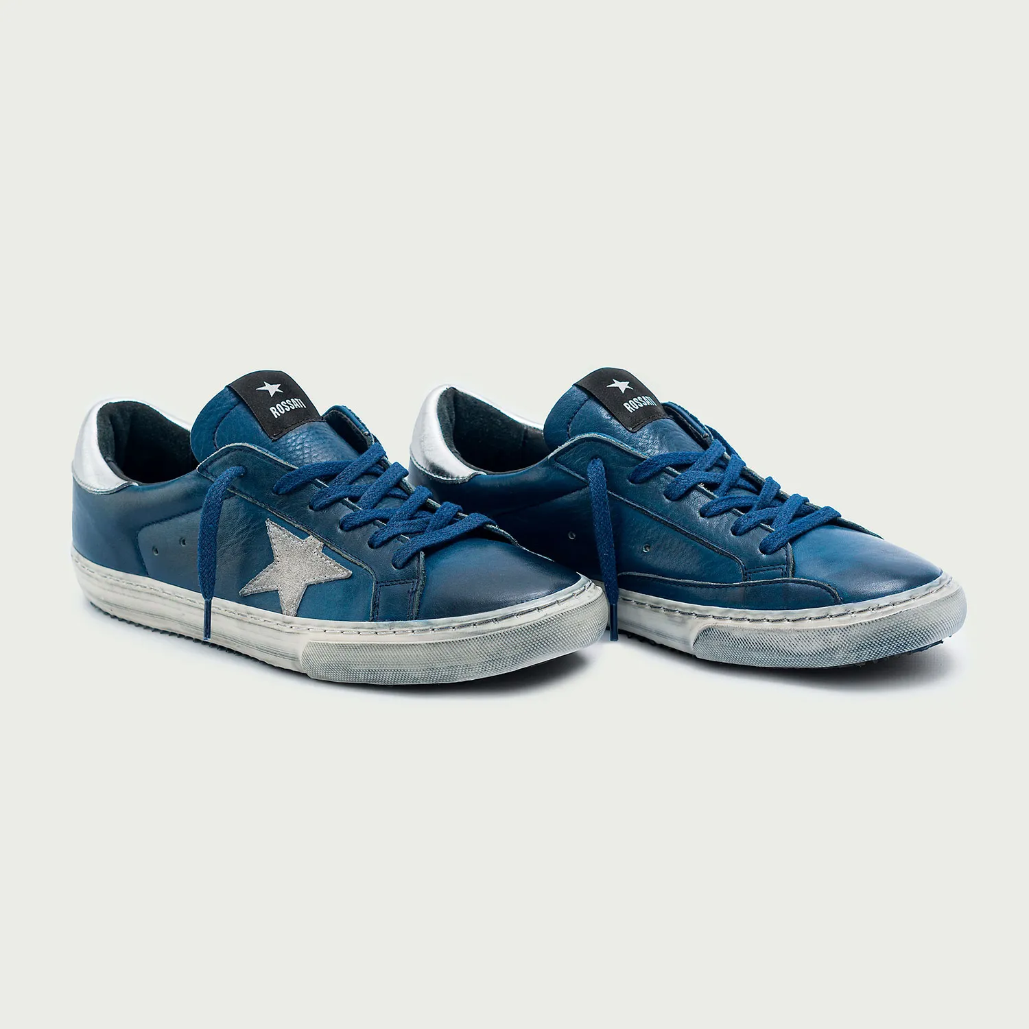 Code : 1045 Zapatilla de cuero vacuno Vegetal Azul, Estrella en cuero Aluminio, Plantilla de 17 mm, Banda Cosida y Suela de Cauc