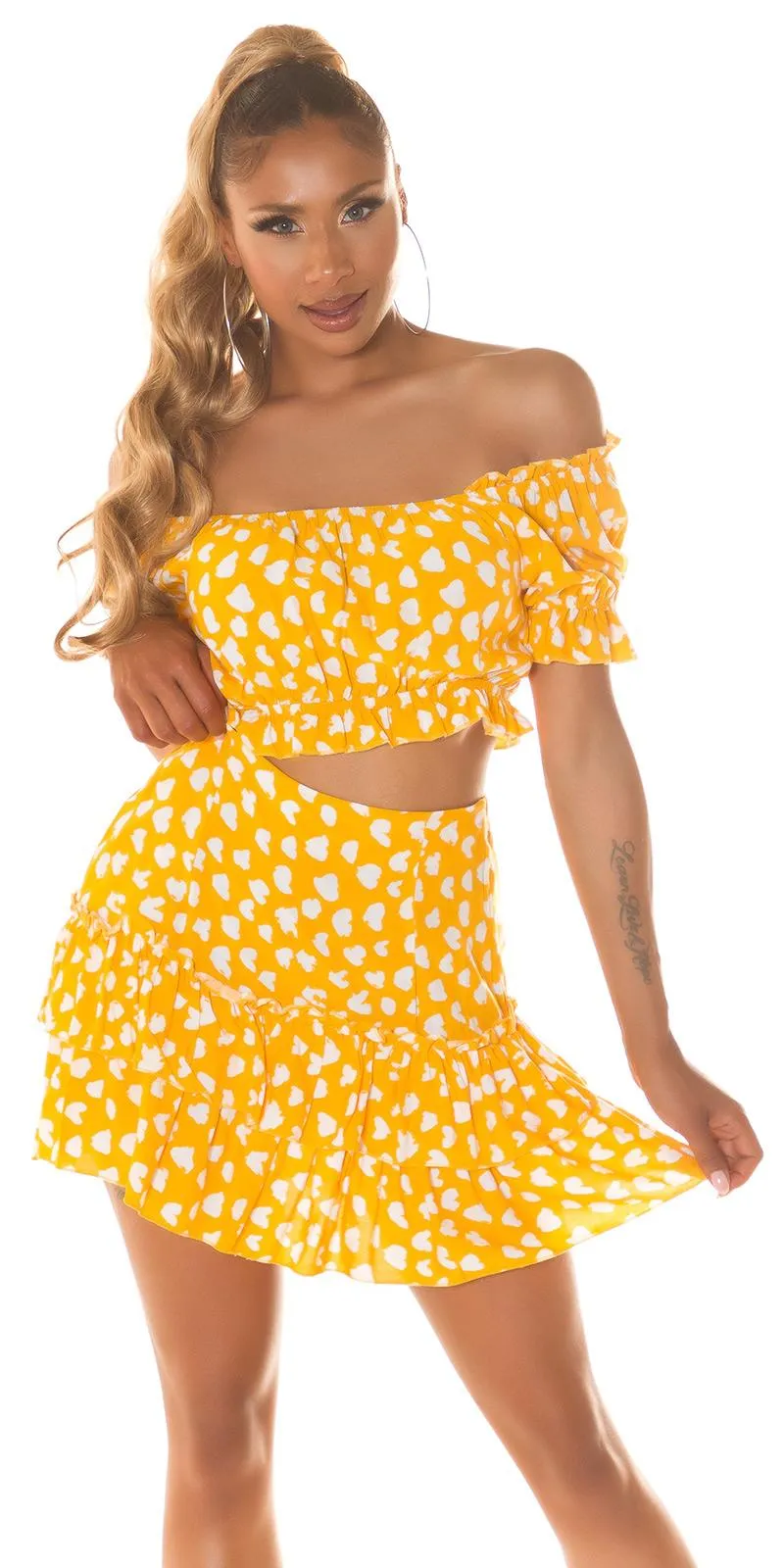 Conjunto de verano amarillo