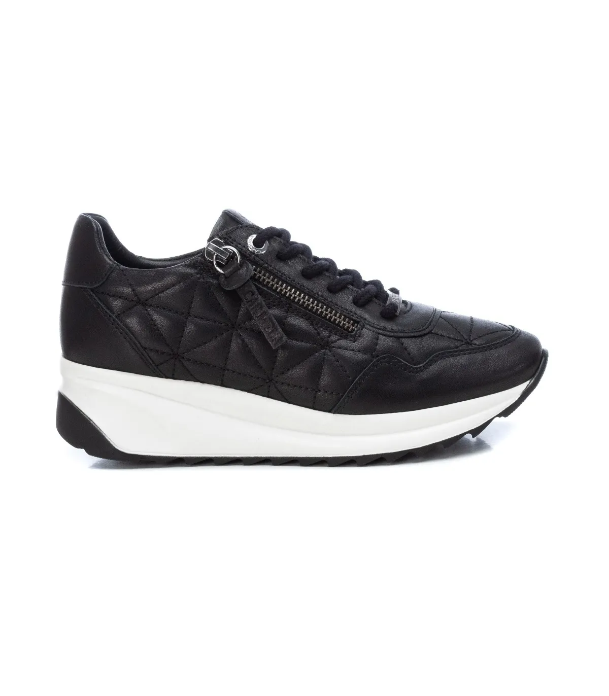 Deportivo de piel negra para mujer