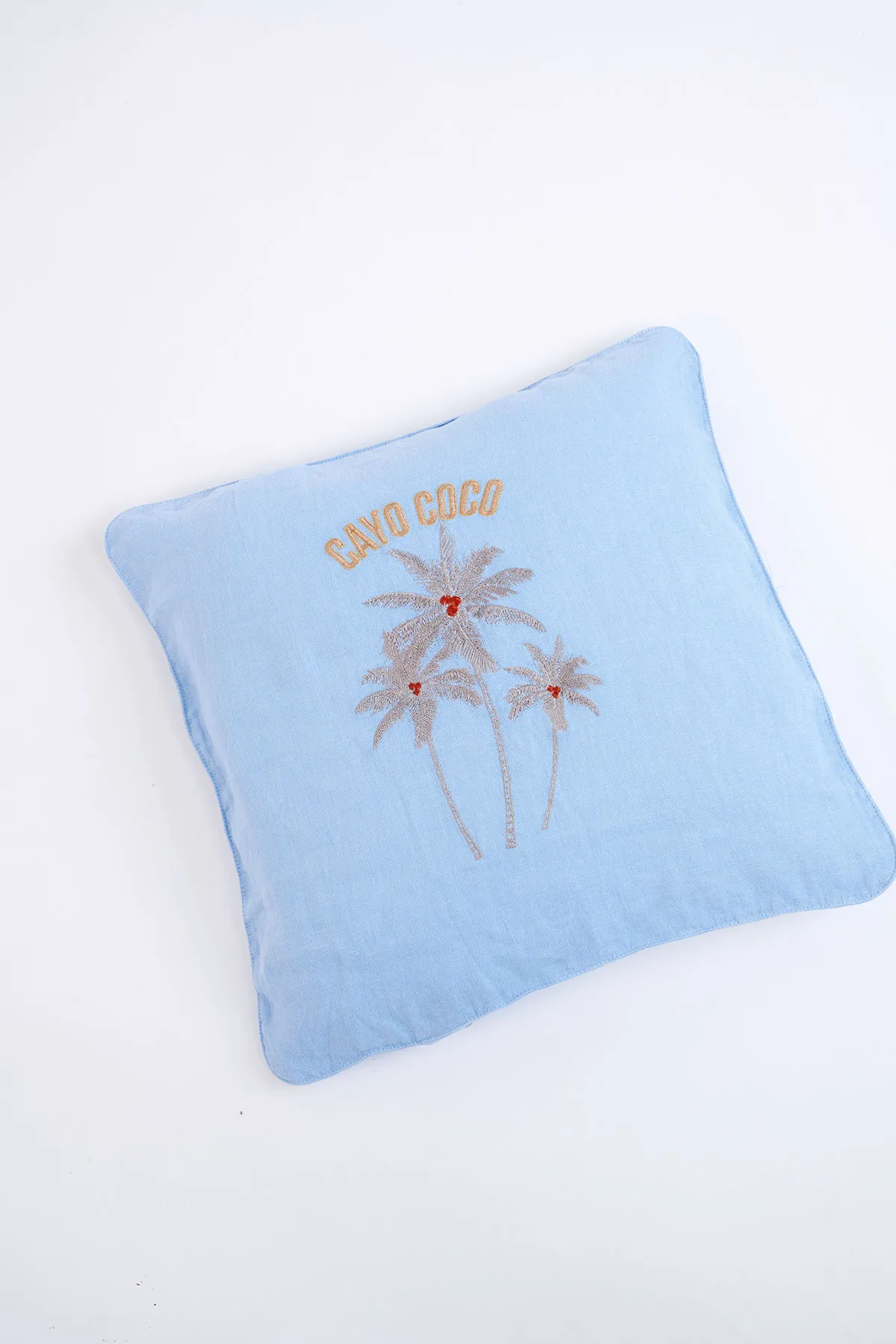 Funda de cojín bordada azul celeste Orama Coco