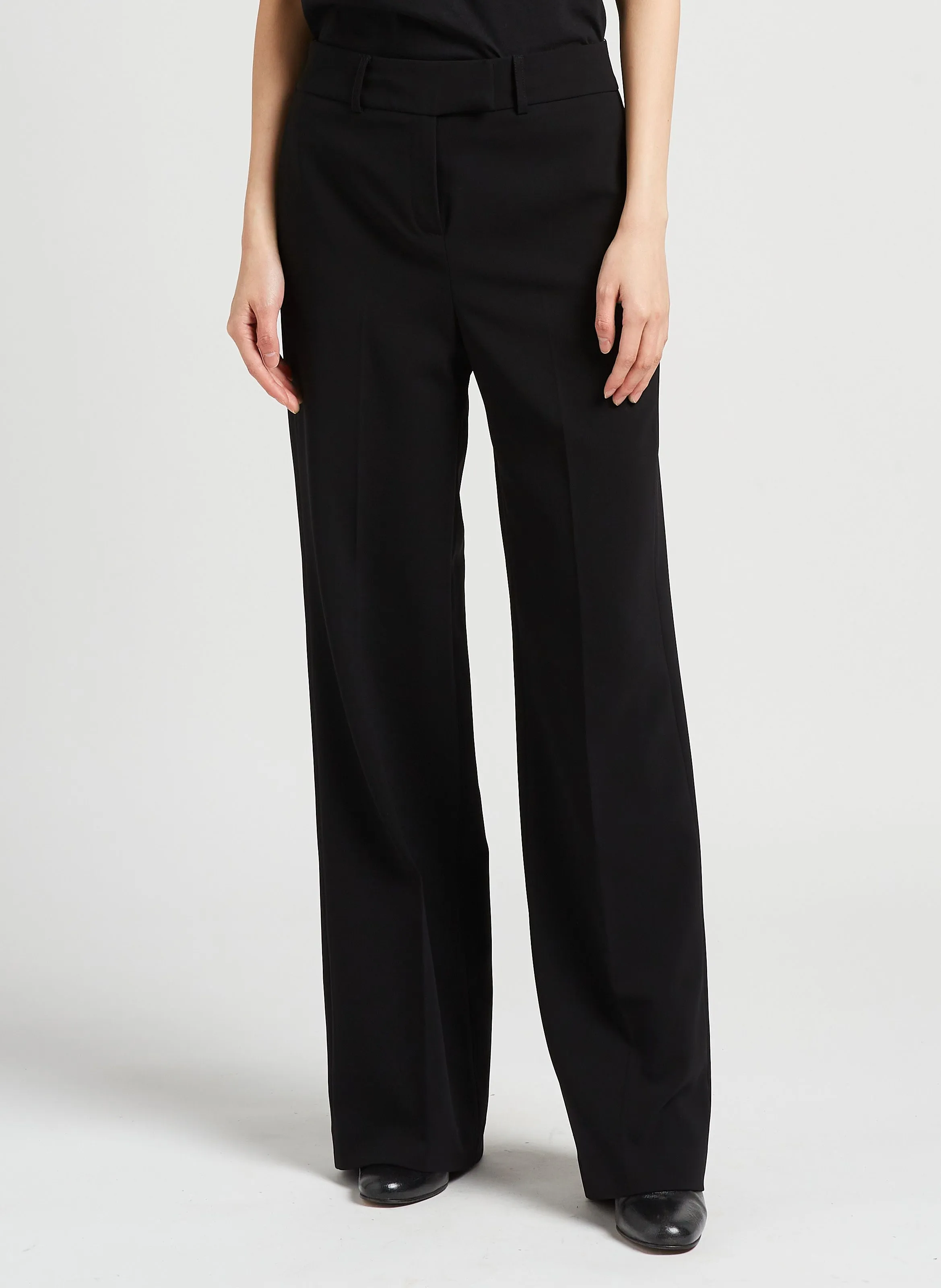 MAISON 123 LAYLA  PANTALóN ANCHO VAPOROSO EN NEGRO