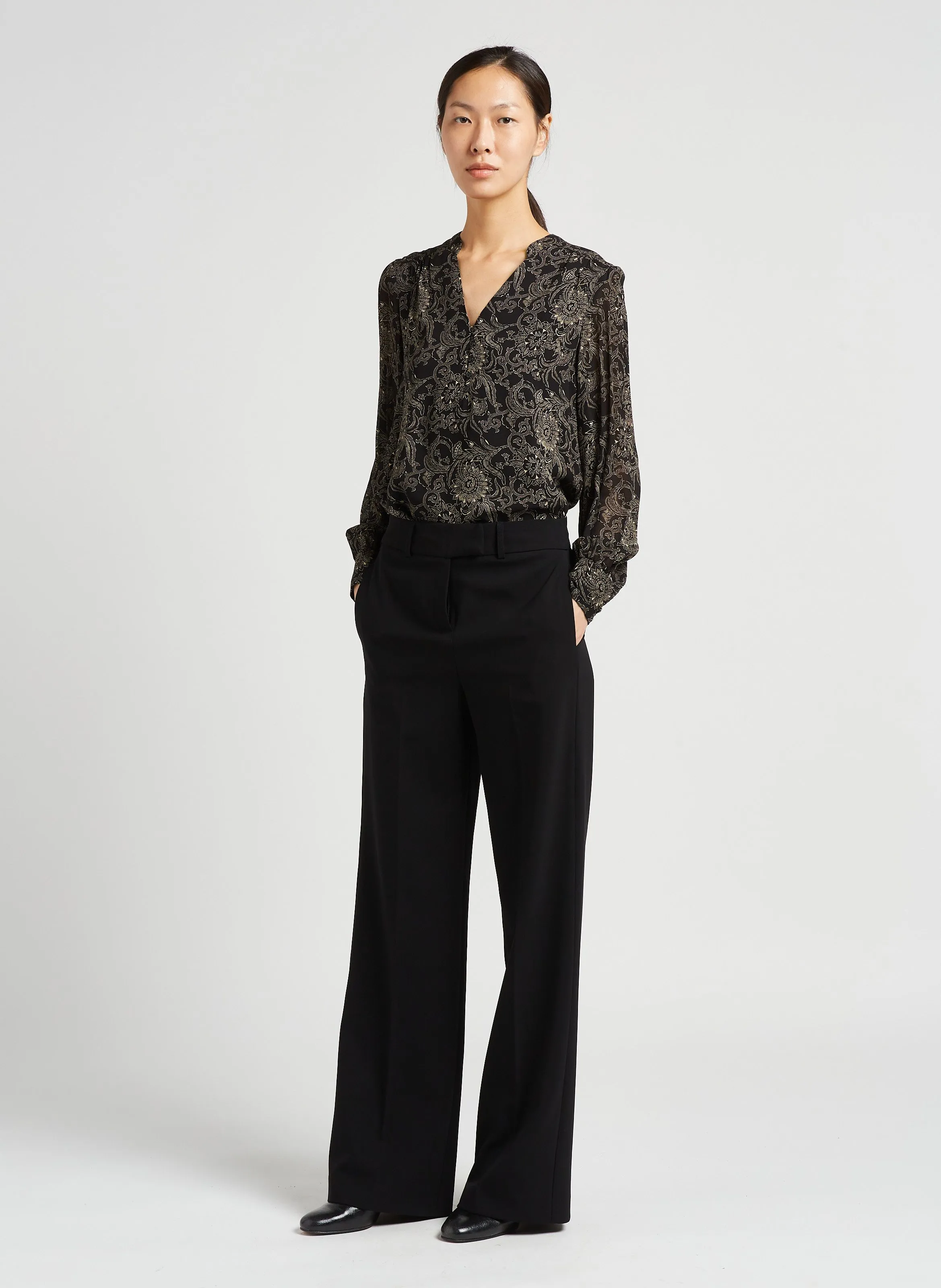 MAISON 123 LAYLA  PANTALóN ANCHO VAPOROSO EN NEGRO