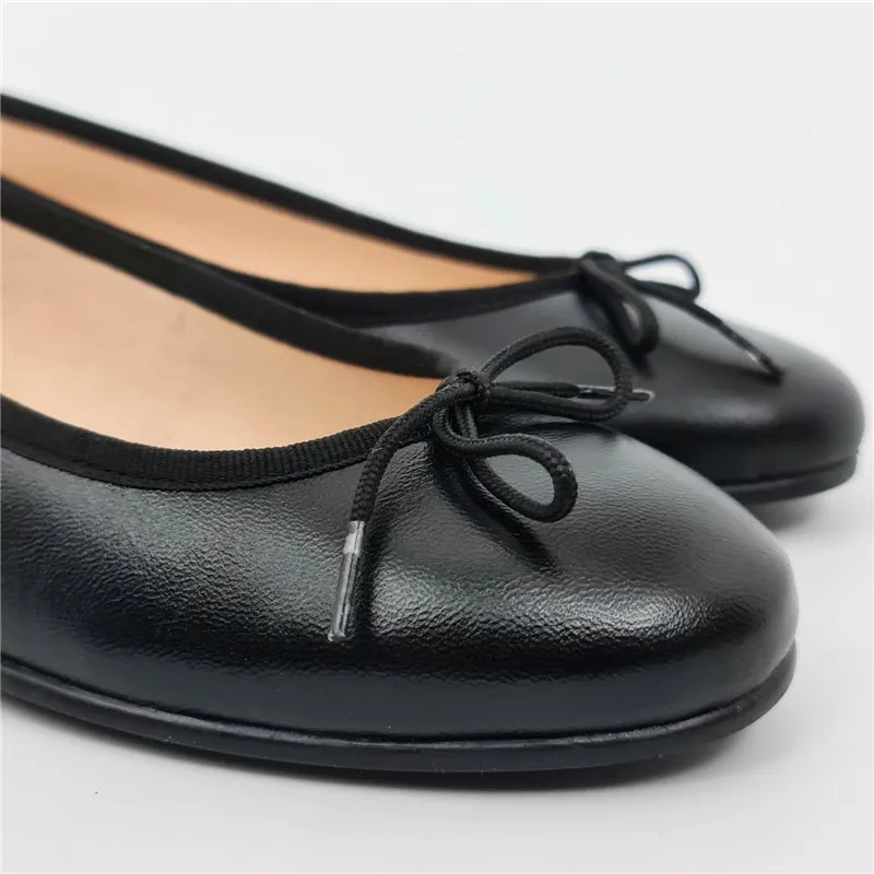 Manoletinas Cuña Baja Mujer Piel Lacito 210 Negro, de Casual