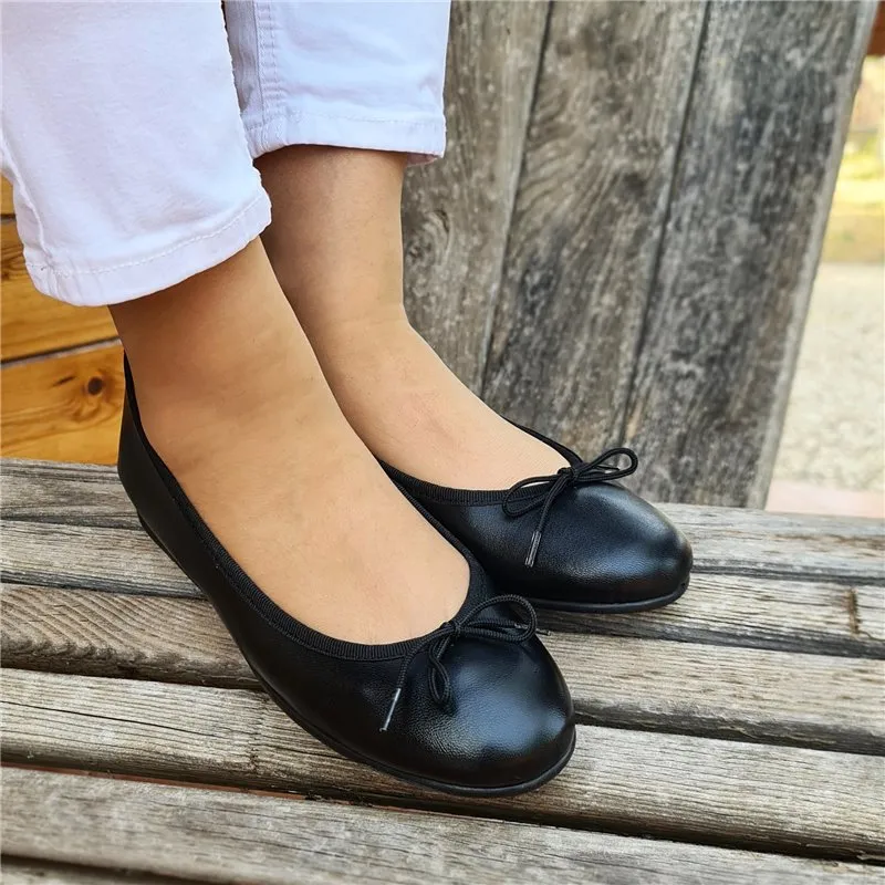 Manoletinas Cuña Baja Mujer Piel Lacito 210 Negro, de Casual