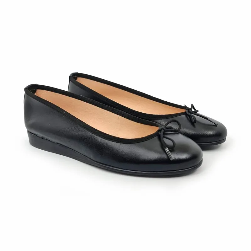 Manoletinas Cuña Baja Mujer Piel Lacito 210 Negro, de Casual