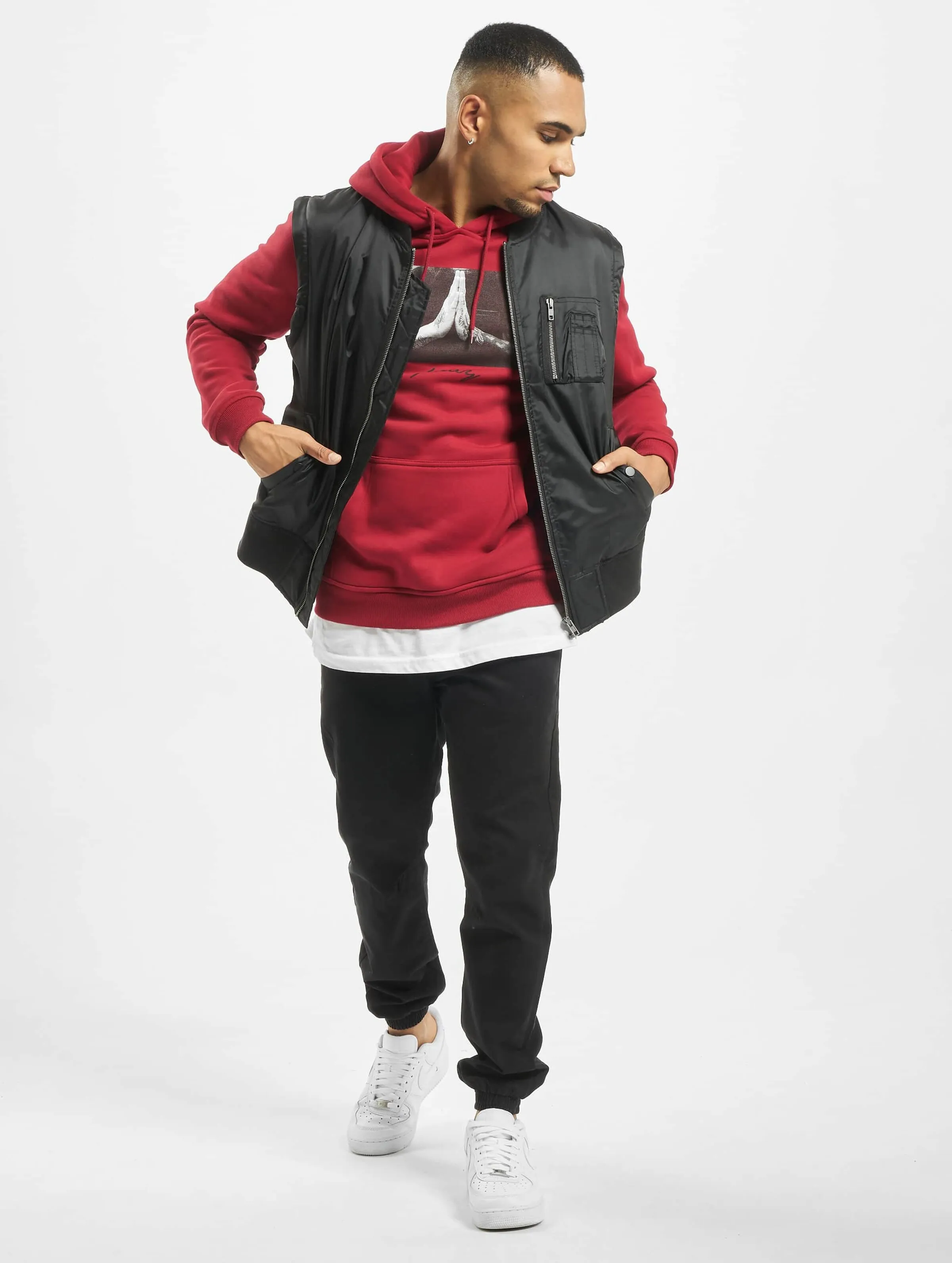 Mister Tee Pray