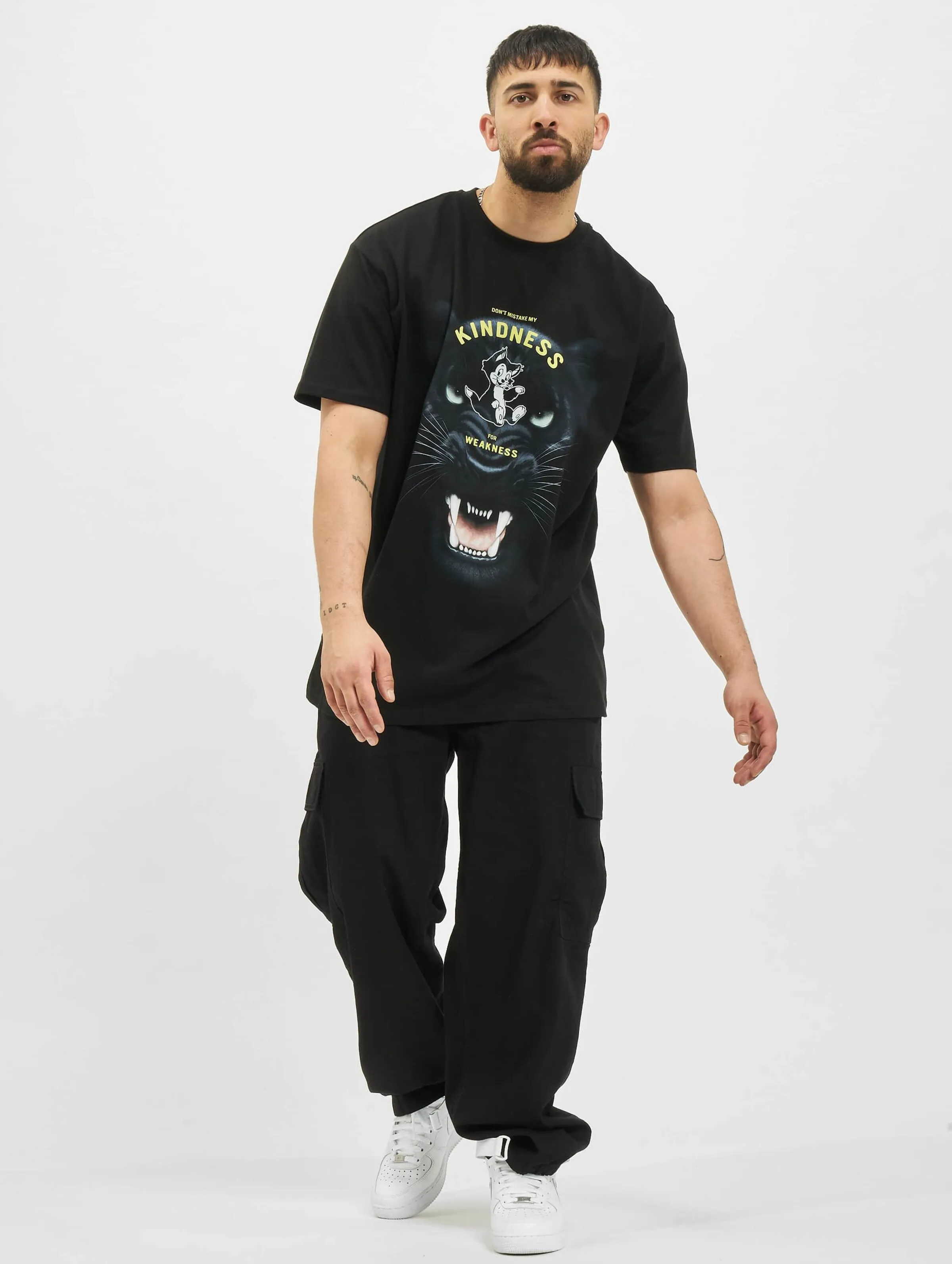 Mister Tee Upscale Kindness No Weakness Oversize