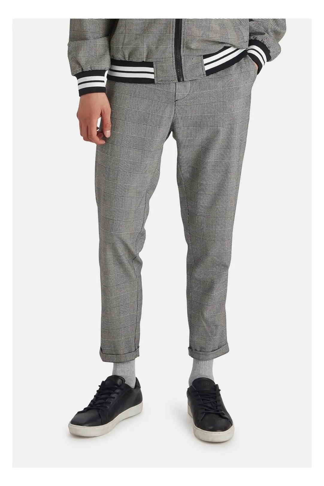 PANTALON HOMBRE BANDA LATERAL NEGRO