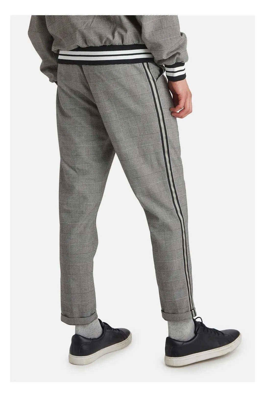 PANTALON HOMBRE BANDA LATERAL NEGRO