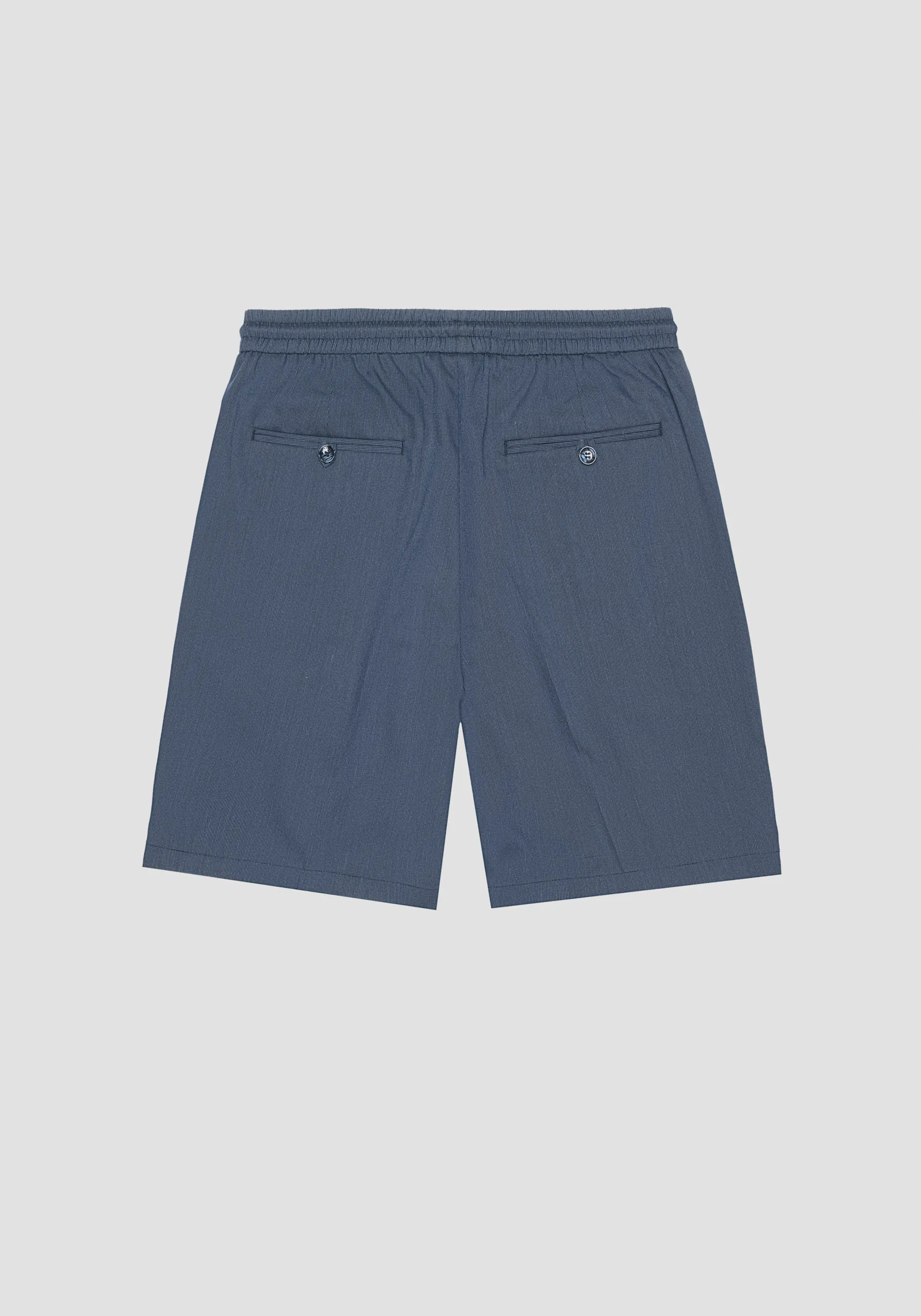 PANTALÓN CORTO 'NEIL' REGULAR FIT CON CINTURA ELÁSTICA Y CORDÓN DE AJUSTE