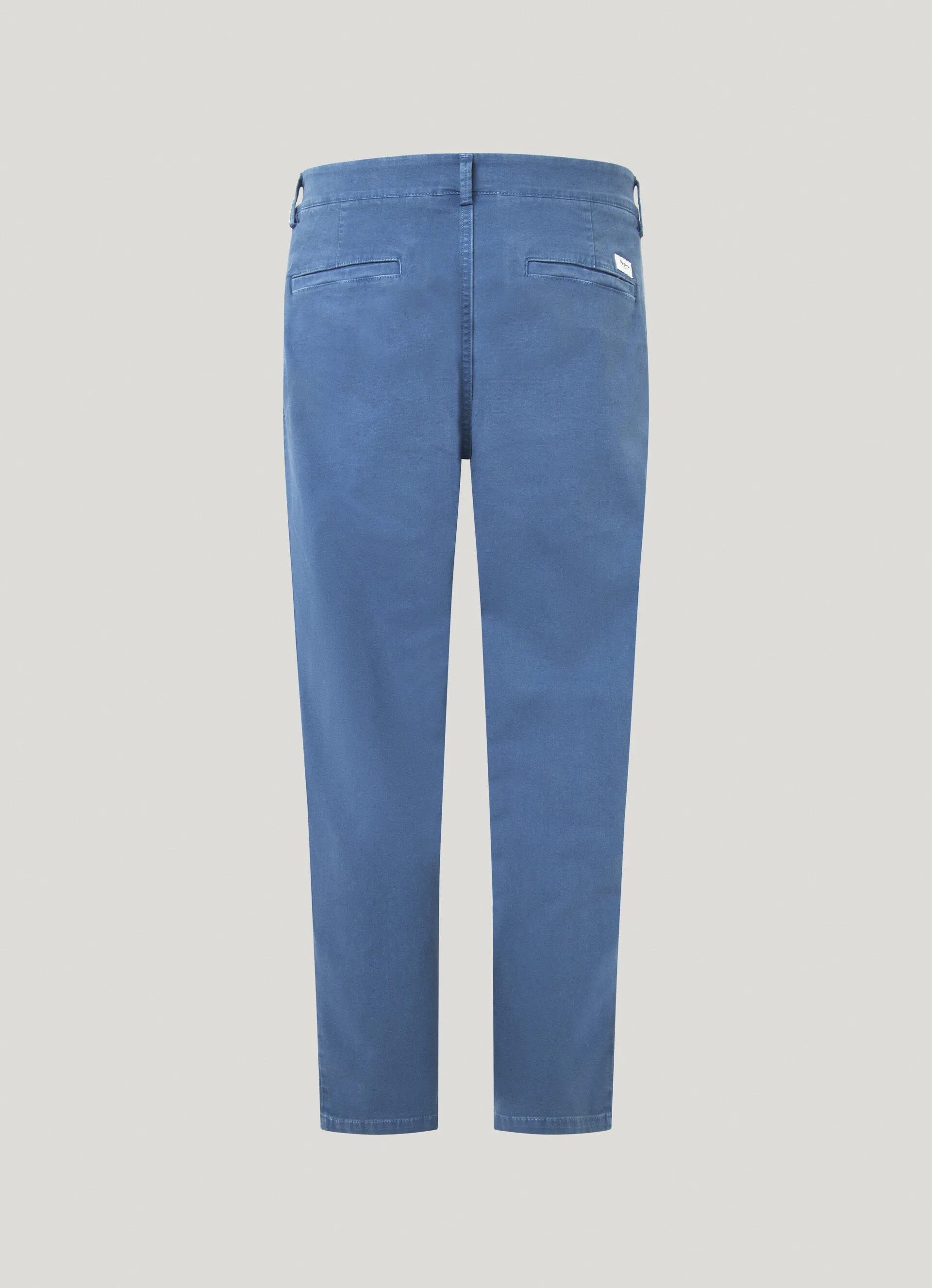 pantalón chino fit regular