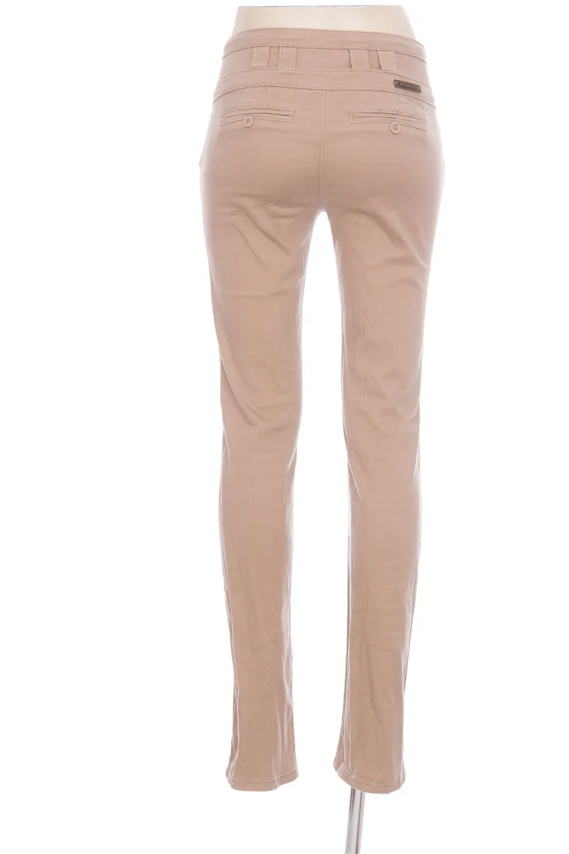 PANTALóN COLOR BEIGE  CLASH