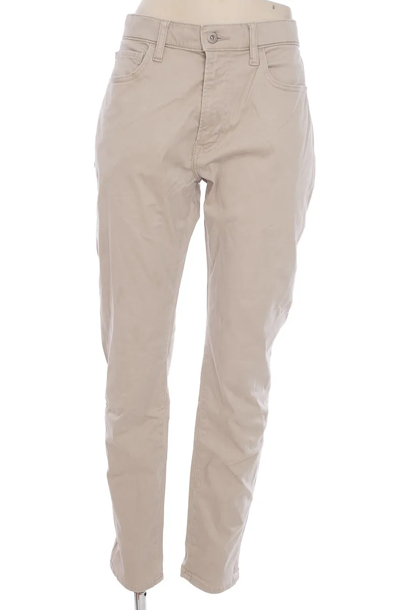 PANTALóN COLOR BEIGE  UNIQLO