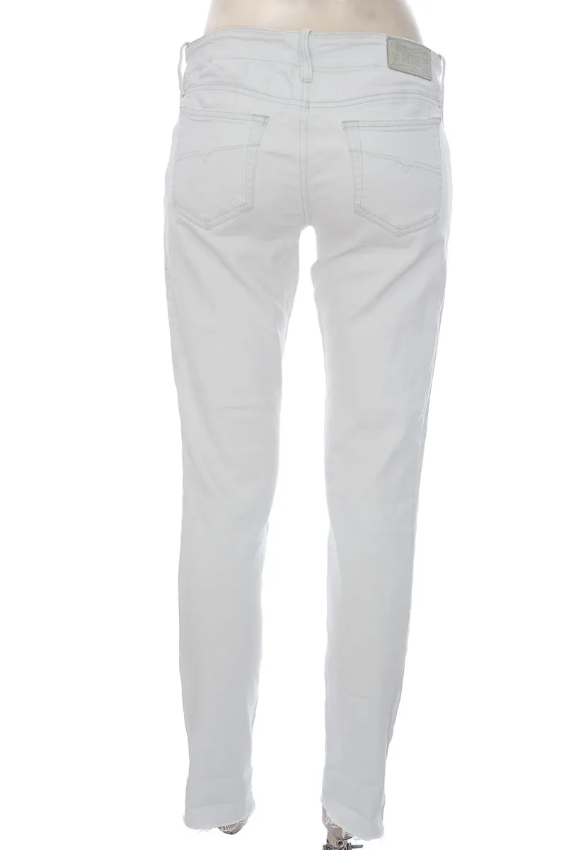 PANTALóN COLOR BLANCO  DIESEL