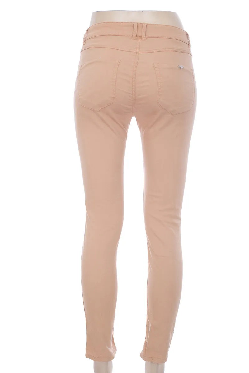 PANTALóN COLOR CAFé  STRADIVARIUS