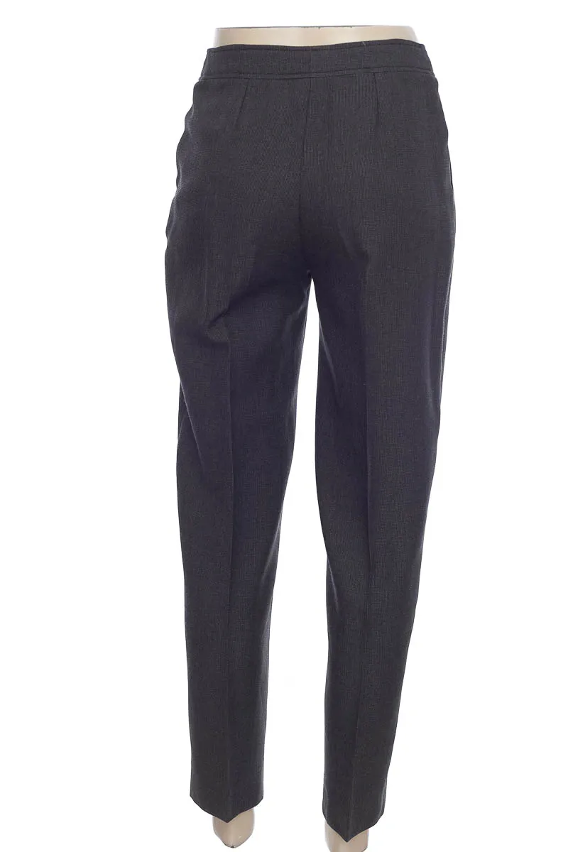 PANTALóN COLOR GRIS  BETTINA SPITZ