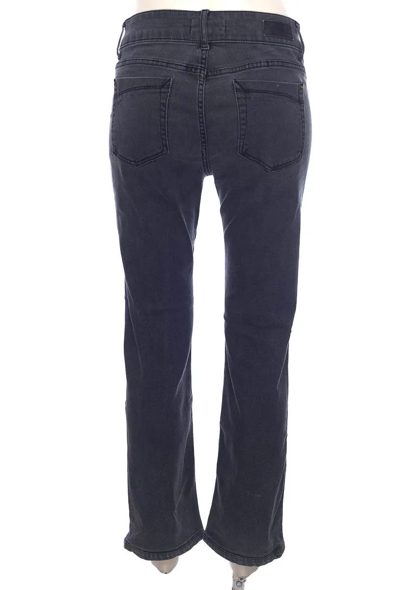 PANTALóN COLOR GRIS  UNIVERSITY