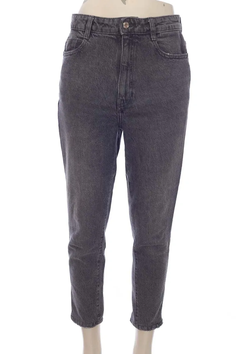 PANTALóN COLOR GRIS  ZARA