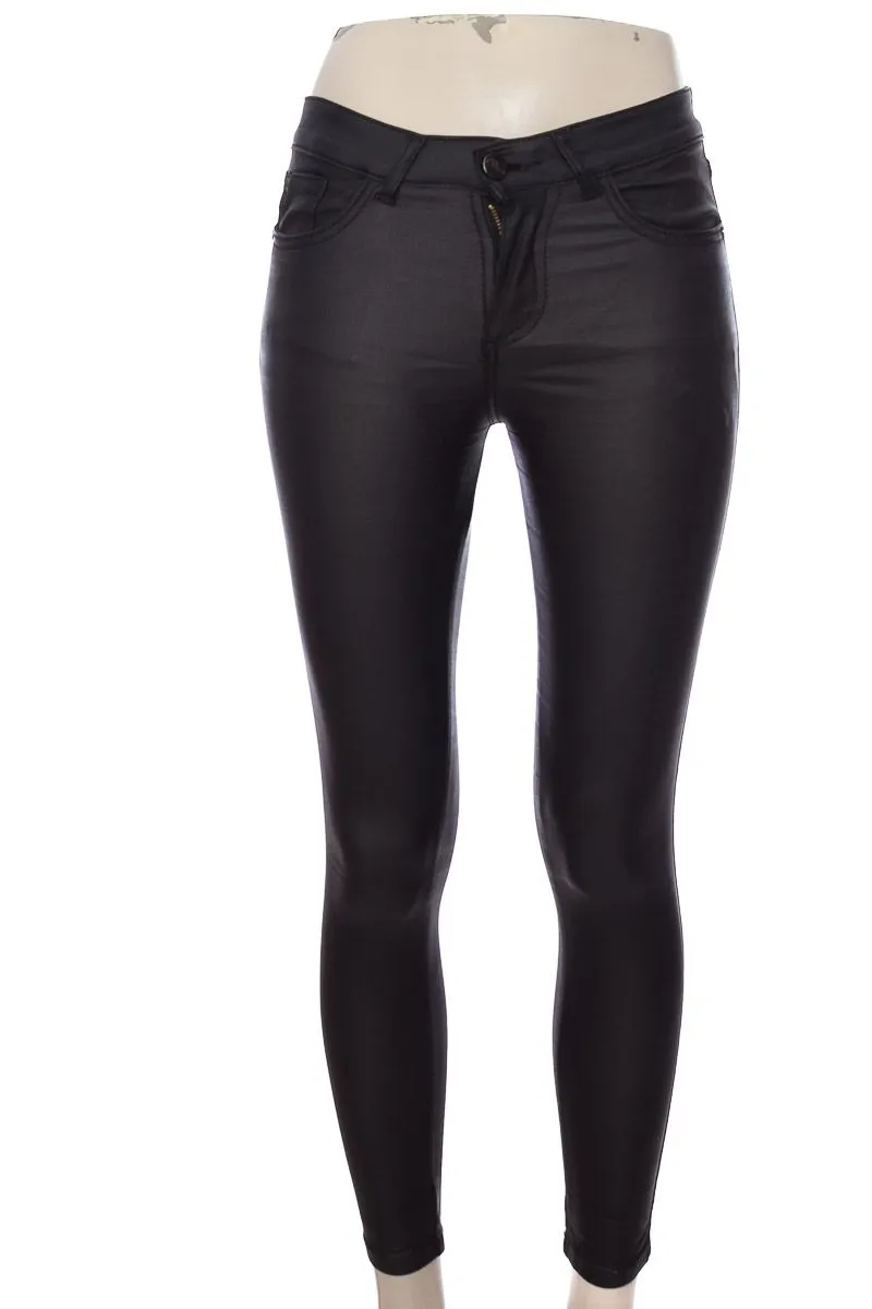 PANTALóN COLOR NEGRO  GREENX