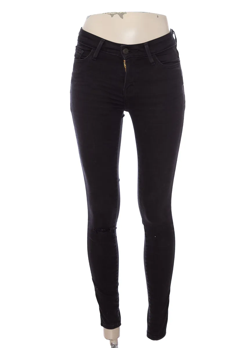 PANTALóN COLOR NEGRO  LEVIS