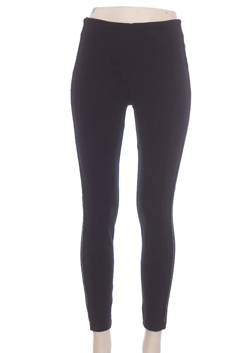 PANTALóN COLOR NEGRO  SUBLIME