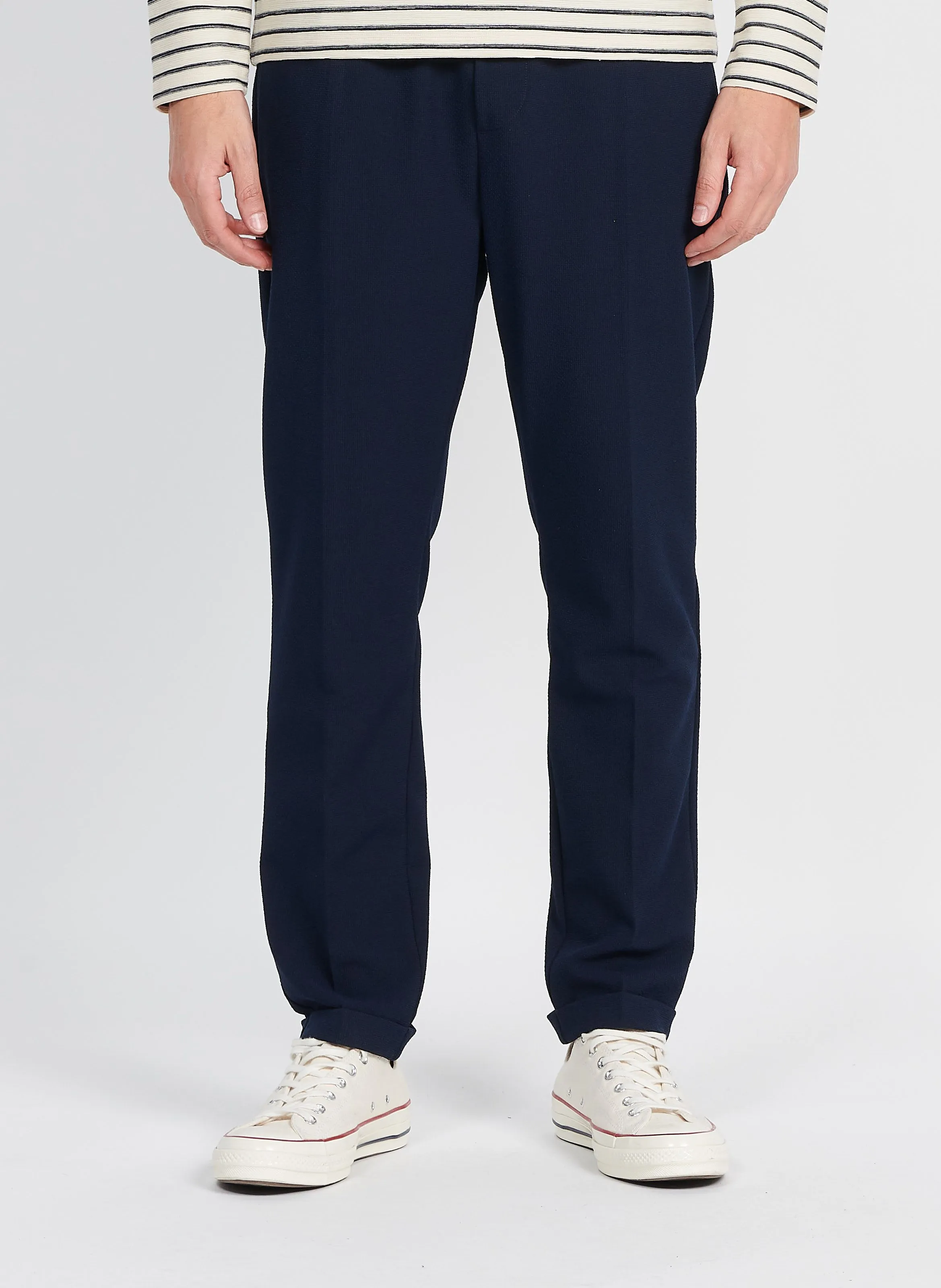 Pantalón tapered elástico en azul