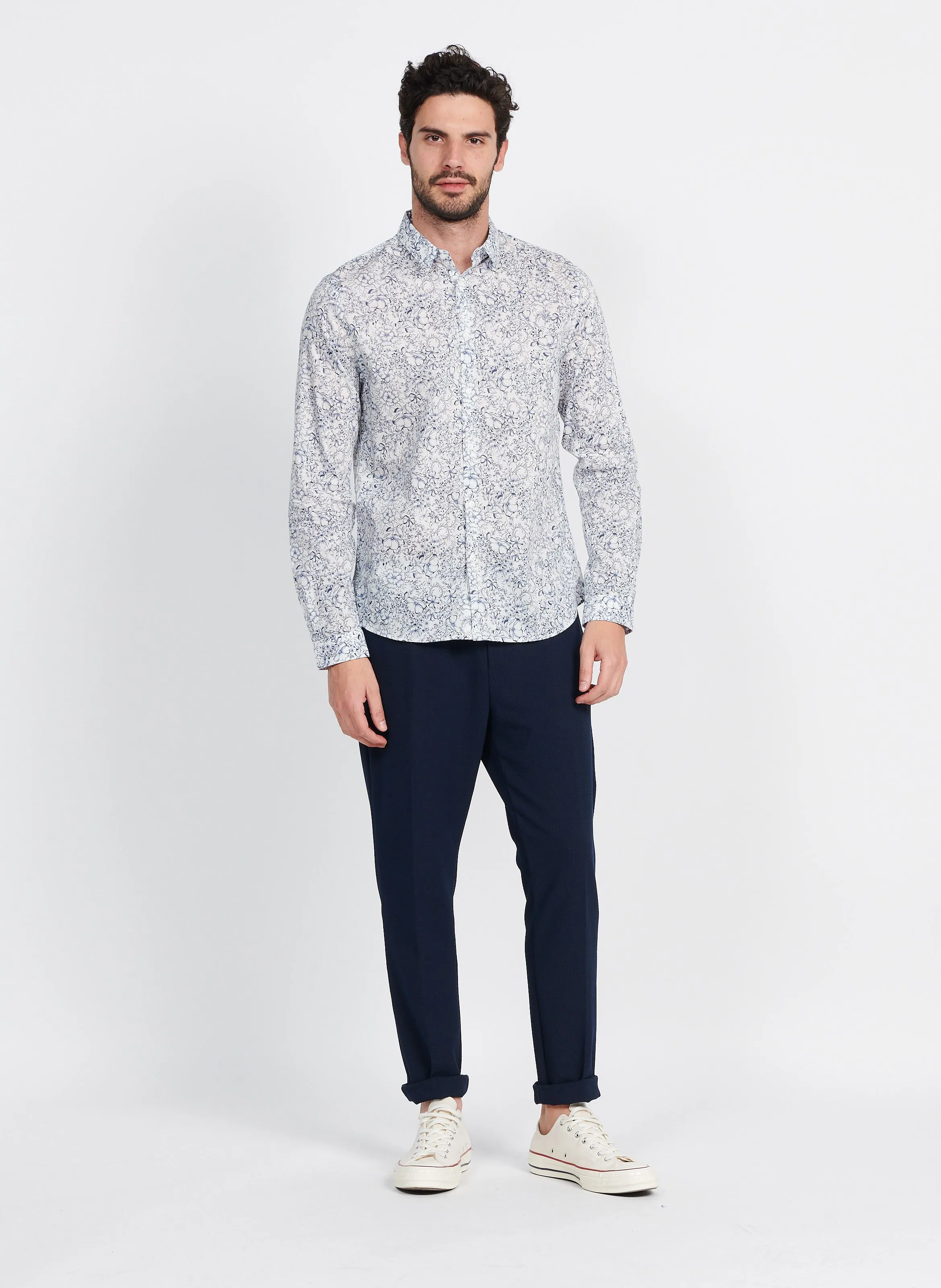 Pantalón tapered elástico en azul